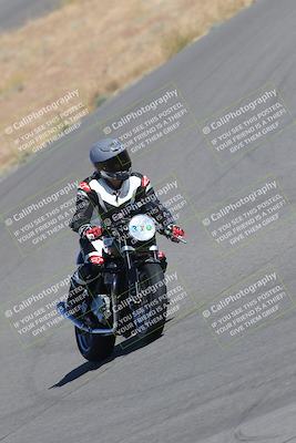 media/Nov-12-2023-Classic Track Days (Sun) [[11f17acb81]]/Group 3/session 2 turn 9/